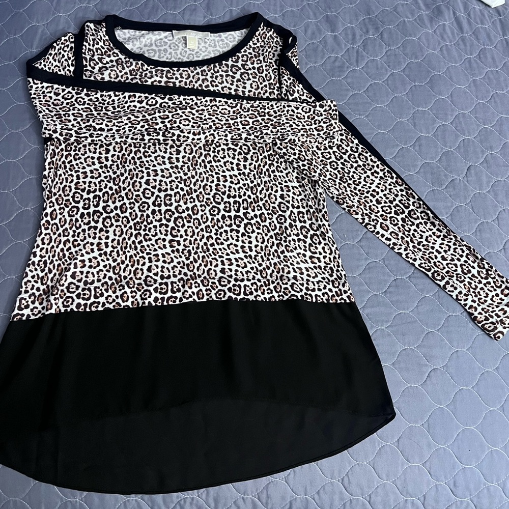 Woman’s top
